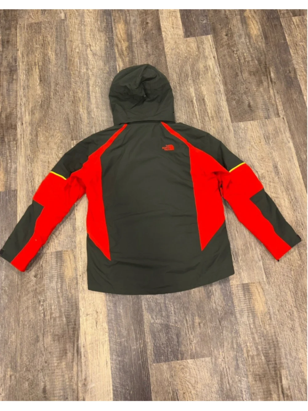 The North Face 3-in-1 HyVent Ski Snow Jacket Coat Mens Medium Black Red